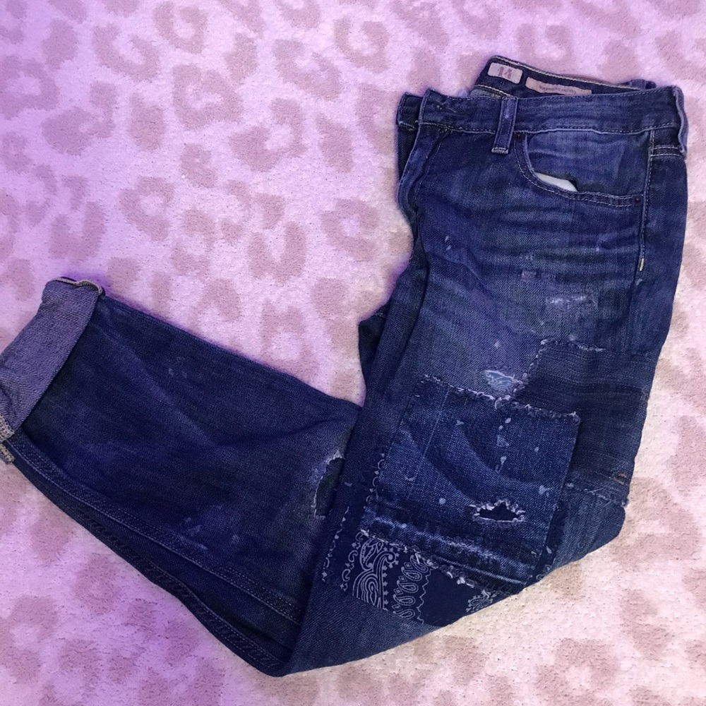 Polo Ralph Lauren jeans. I like these jeans however they are too small for me:)